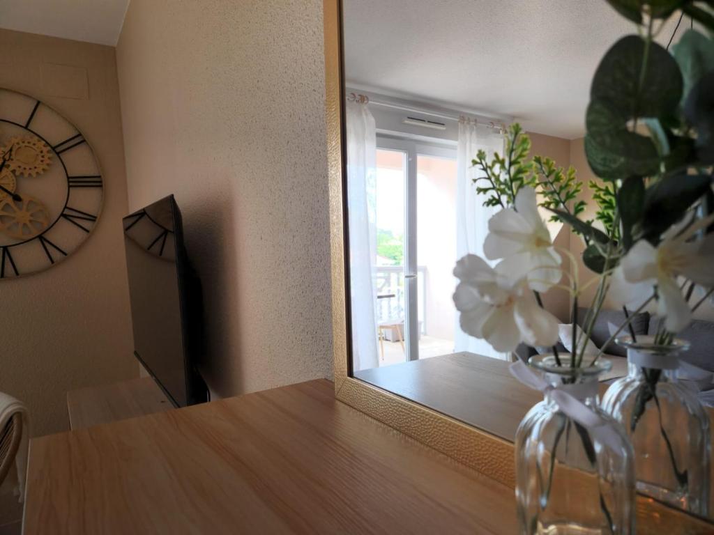 Postel nebo postele na pokoji v ubytování Logis Gaïa