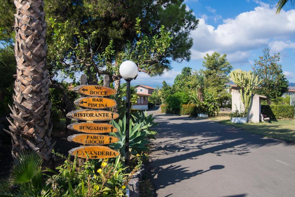 Fotografie z fotogalerie ubytování Villaggio Alkantara v destinaci Giardini Naxos