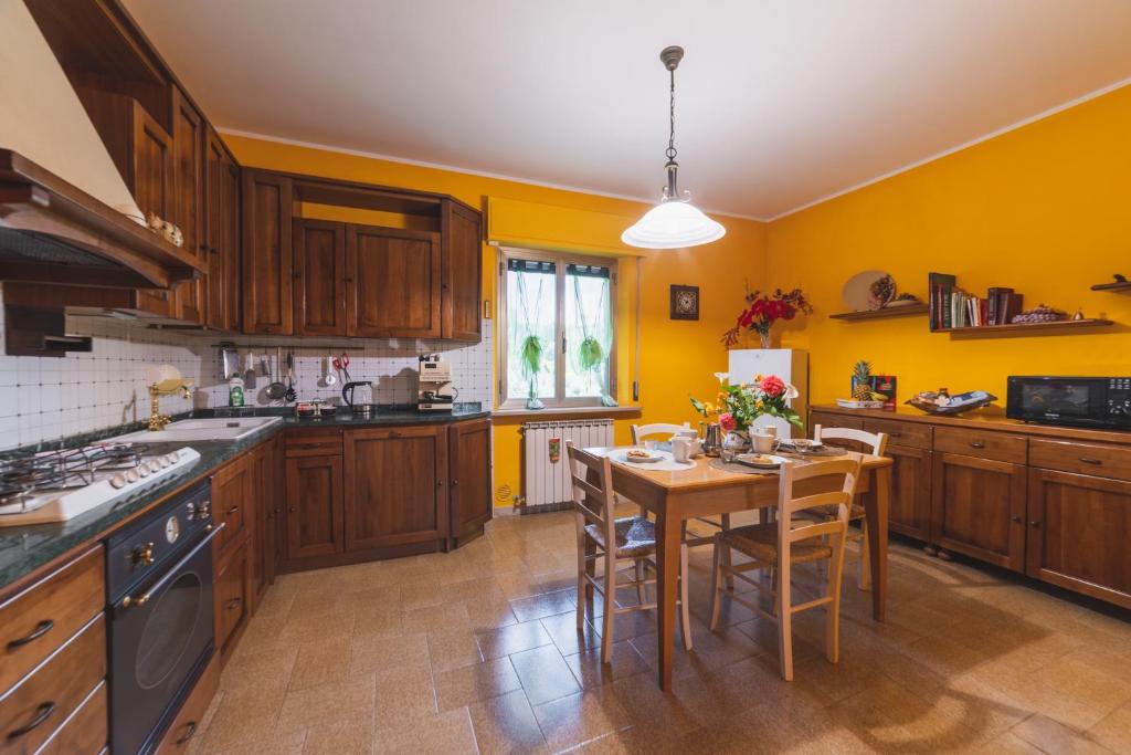 Kuchyňa alebo kuchynka v ubytovaní Casa Ambrogi Stefano