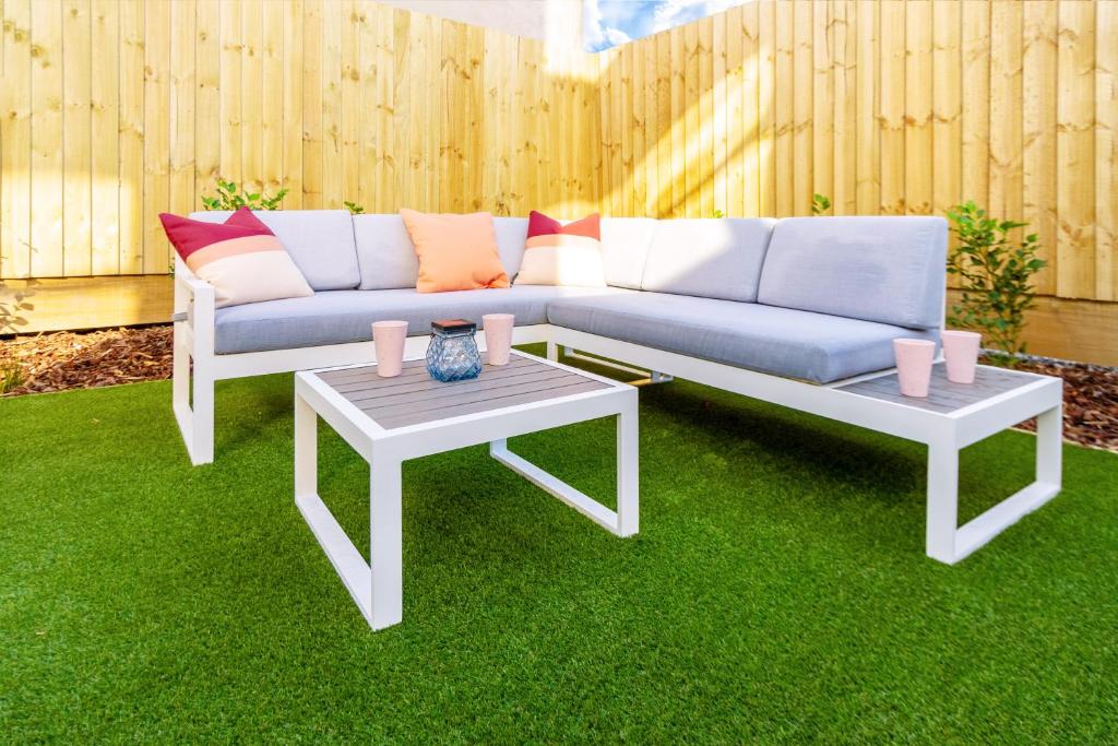 Modern 2 bed, Hagley Park, Riverside Market - Resim 31