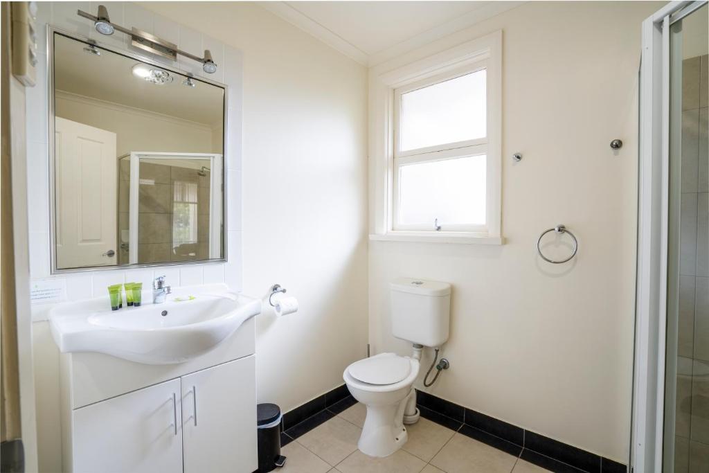 Graham Apartments - Resim 28