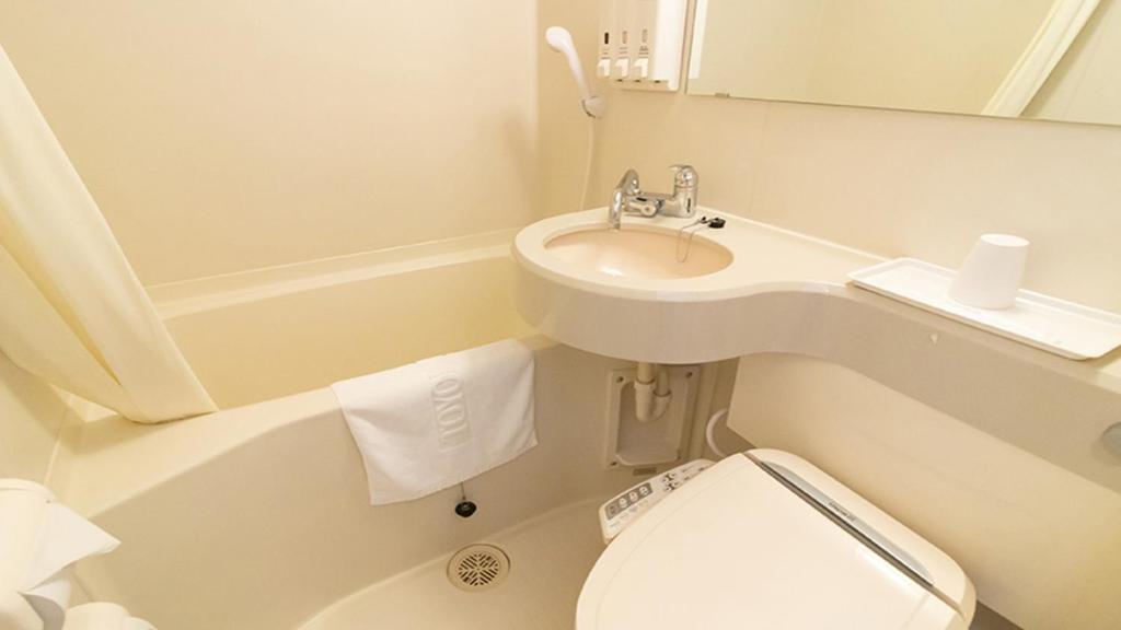 Koupelna v ubytování Toyoko Inn Chigasaki Shiyakusho