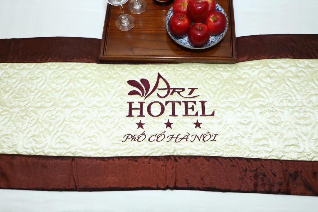 Certifikát, hodnocení, plakát nebo jiný dokument vystavený v ubytování Art Hotel Ha Noi