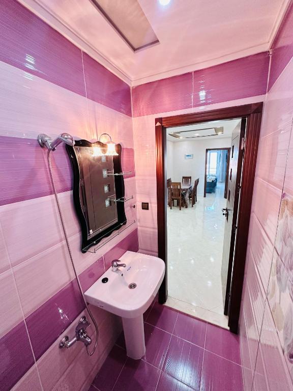 Koupelna v ubytování Abraj Dubai Larache