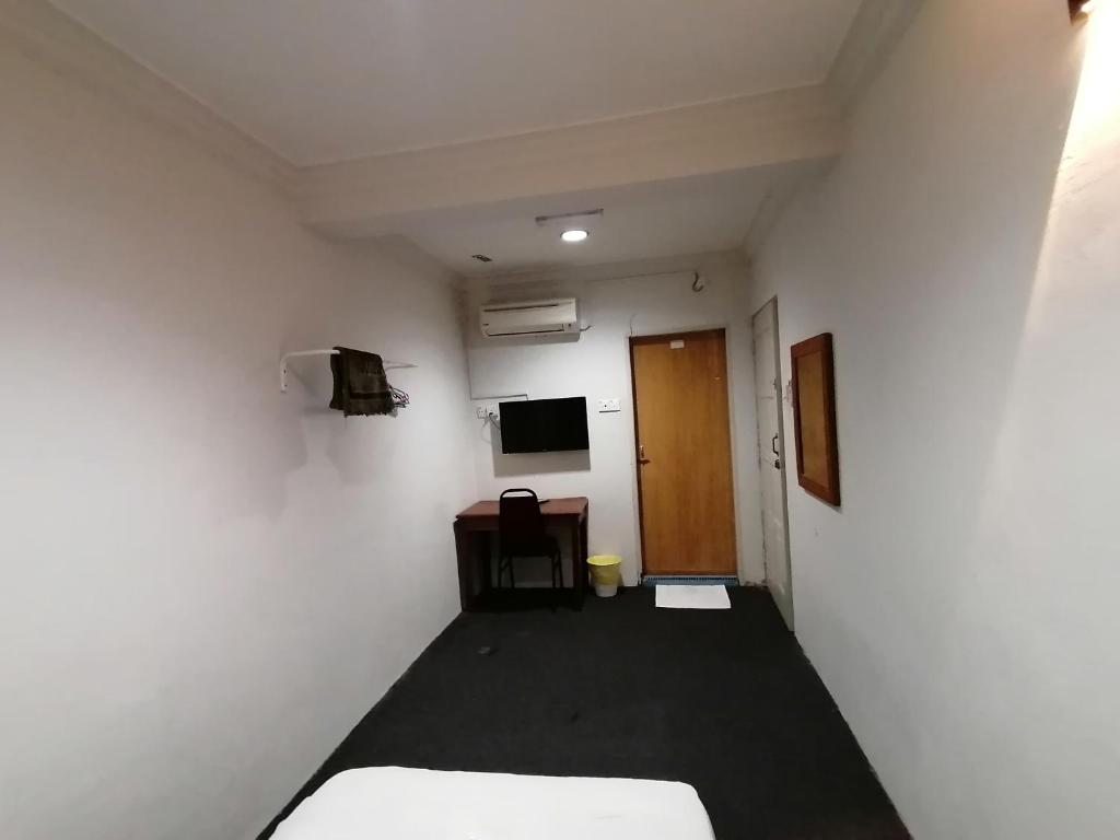 TV a/nebo společenská místnost v ubytování Mi Hotel 2 Dungun