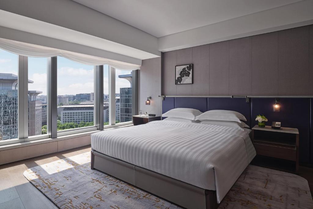 Grand Hyatt Beijing - Club Premium King Suite