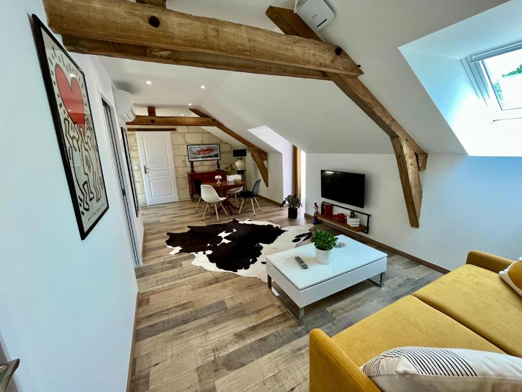 Cave Auger La Maison d'Hôtes - Suite Familiar