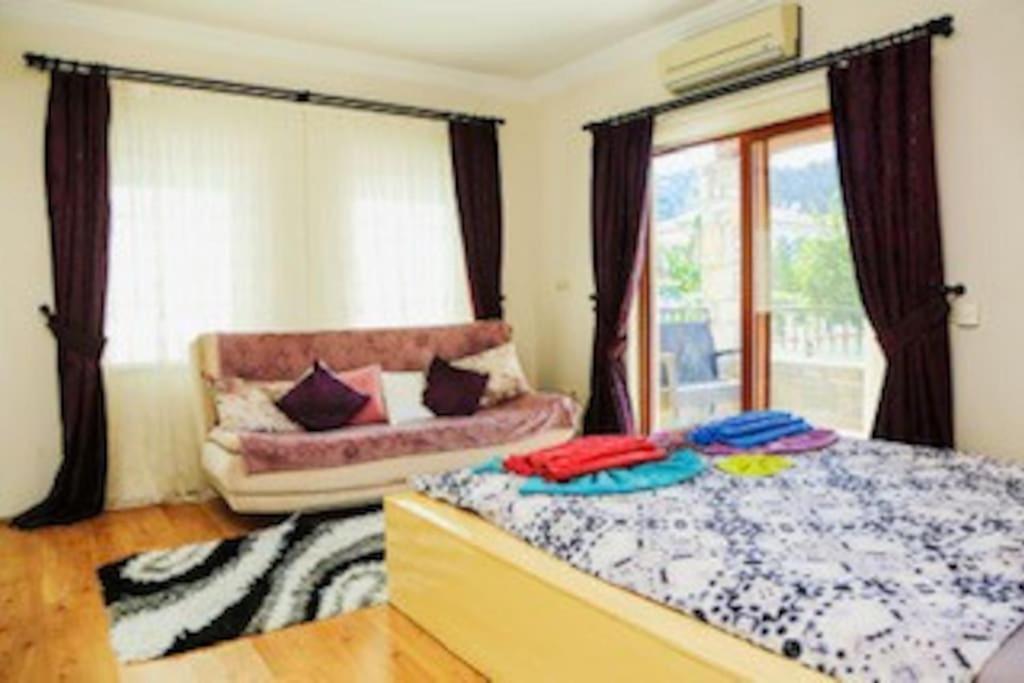 Postel nebo postele na pokoji v ubytování Stunning Villa Ahmet in Dalyan