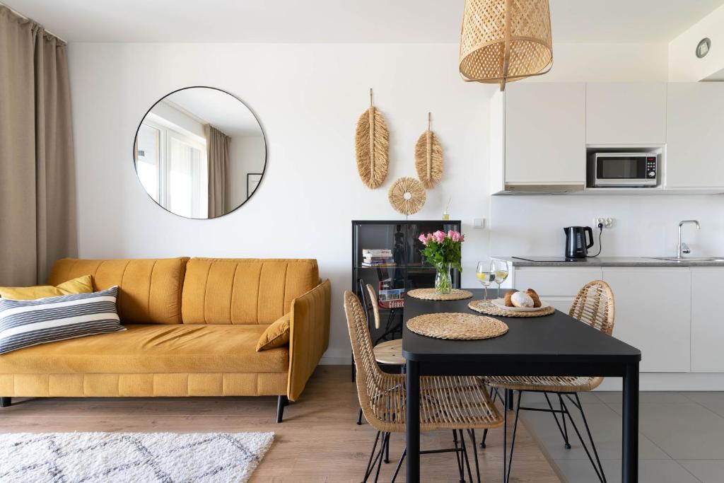 Kuchyňa alebo kuchynka v ubytovaní Symphony Modern Tower Apartamenty