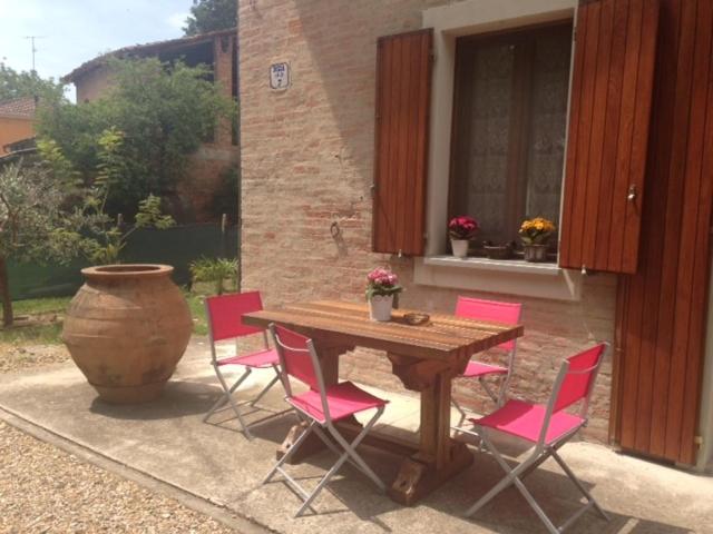 Patio alebo iná vonkajšia časť ubytovania Agriturismo Ravaglia Grande