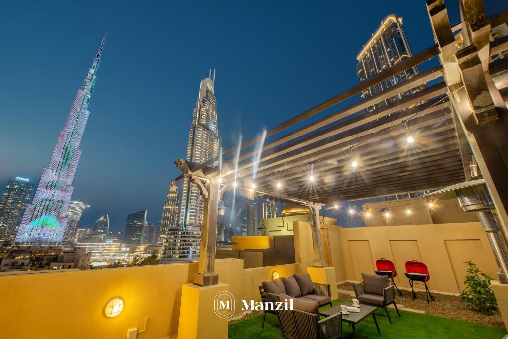 Energy Recovery Ventilator (ERV System) - Carrier - Cozy Sustainable Penthouse Rentals With Energy Recovery Ventilation