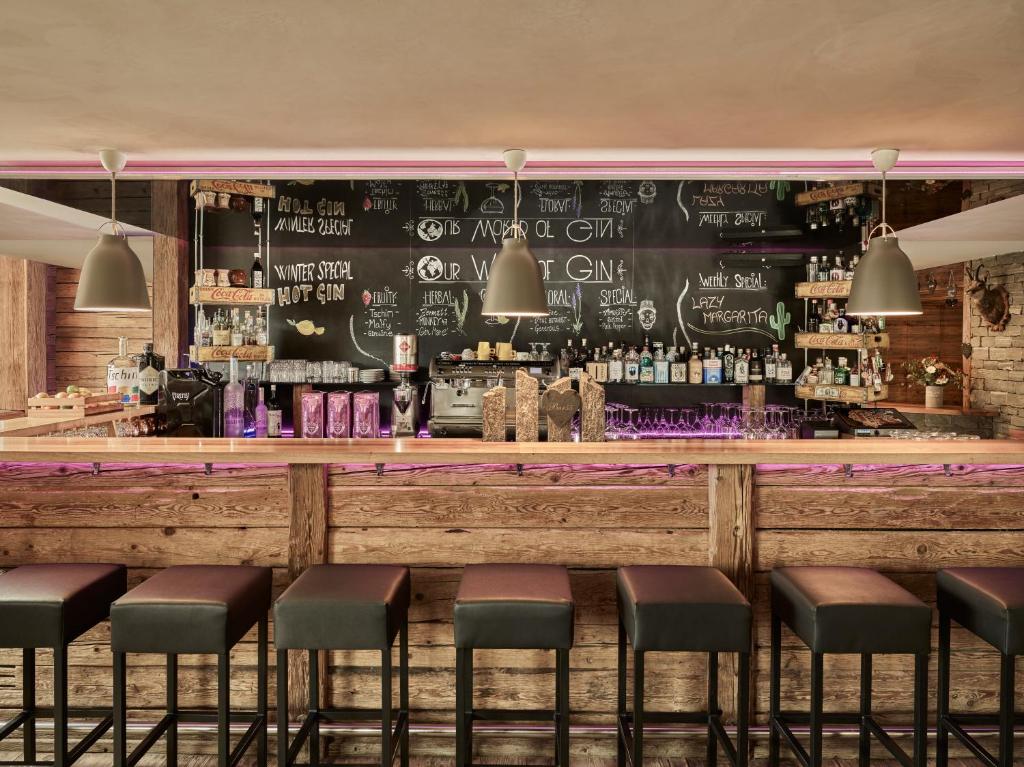 Nápoje v ubytování Firefly Luxury Suites