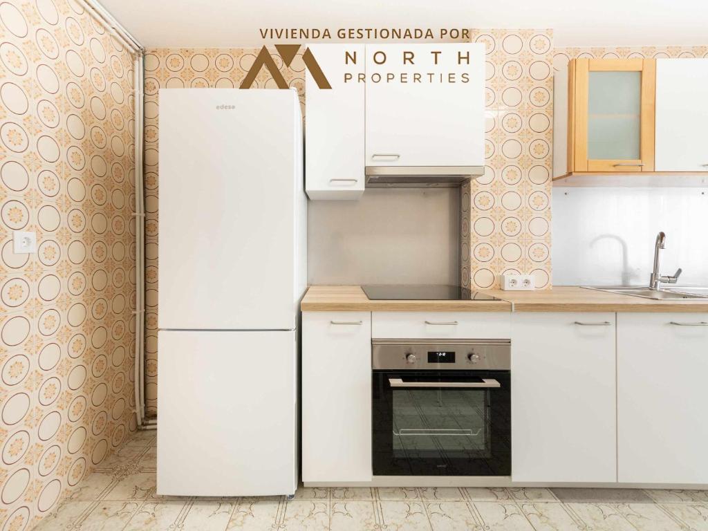 Kuchyň nebo kuchyňský kout v ubytování Fonte Camba 552 Apartament