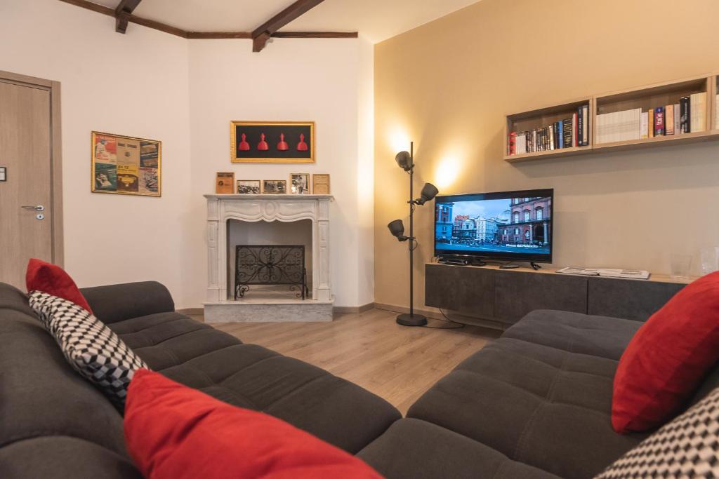 Accasatua Neapolitan Apartments - 4