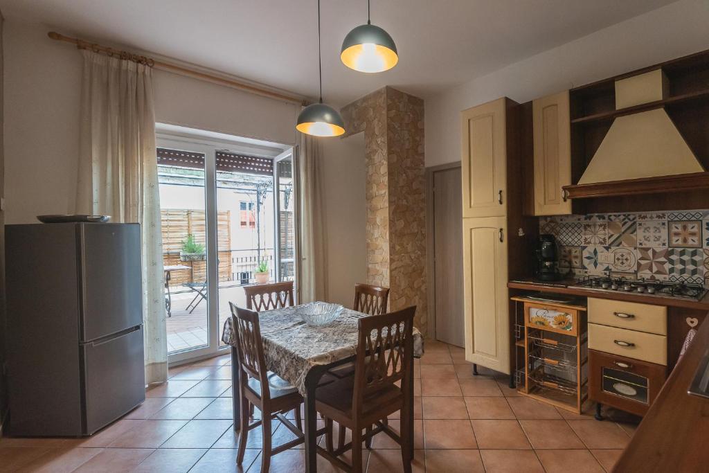 Accasatua Neapolitan Apartments - 3