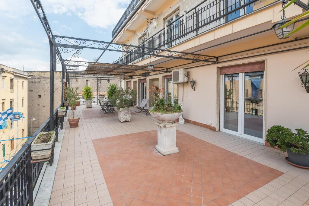 Accasatua Neapolitan Apartments - 15