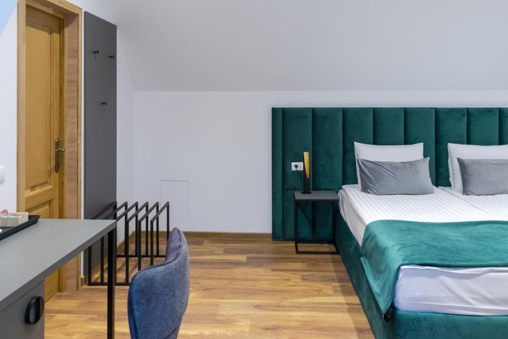 Prinz Gregor - Resim 16