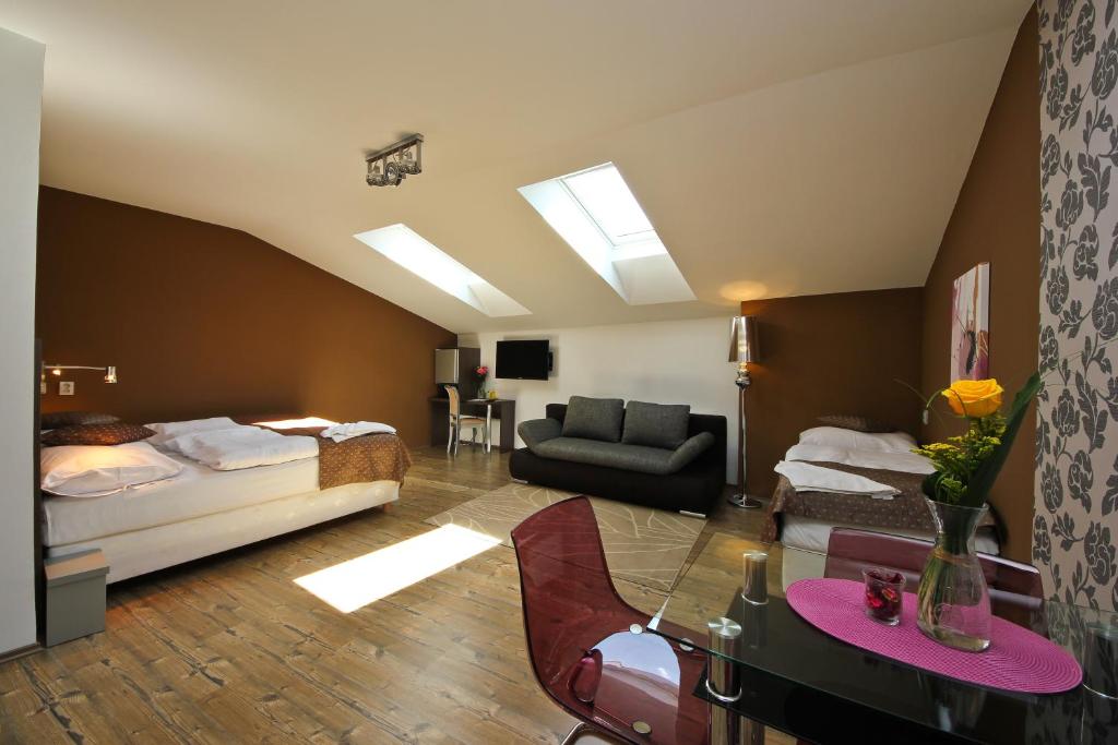 Hotel U Trí hrušek suites & apartments - Resim 5