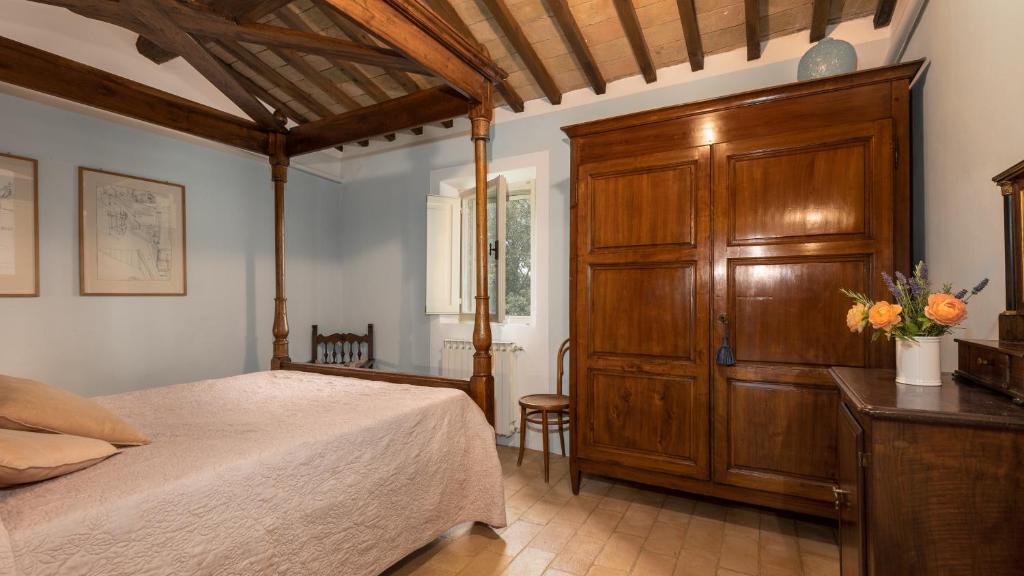 Łóżko lub łóżka w pokoju w obiekcie Villa Caterina 8, Emma Villas