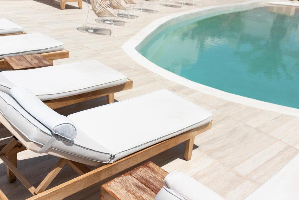 Bazén v ubytování Cavo Bianco Boutique Hotel & Spa nebo v jeho okolí