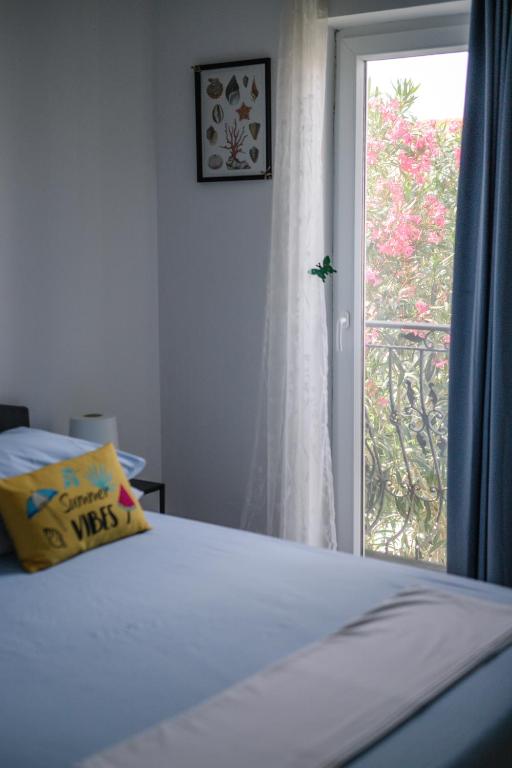 Posteľ alebo postele v izbe v ubytovaní Sunny Apartment for 2