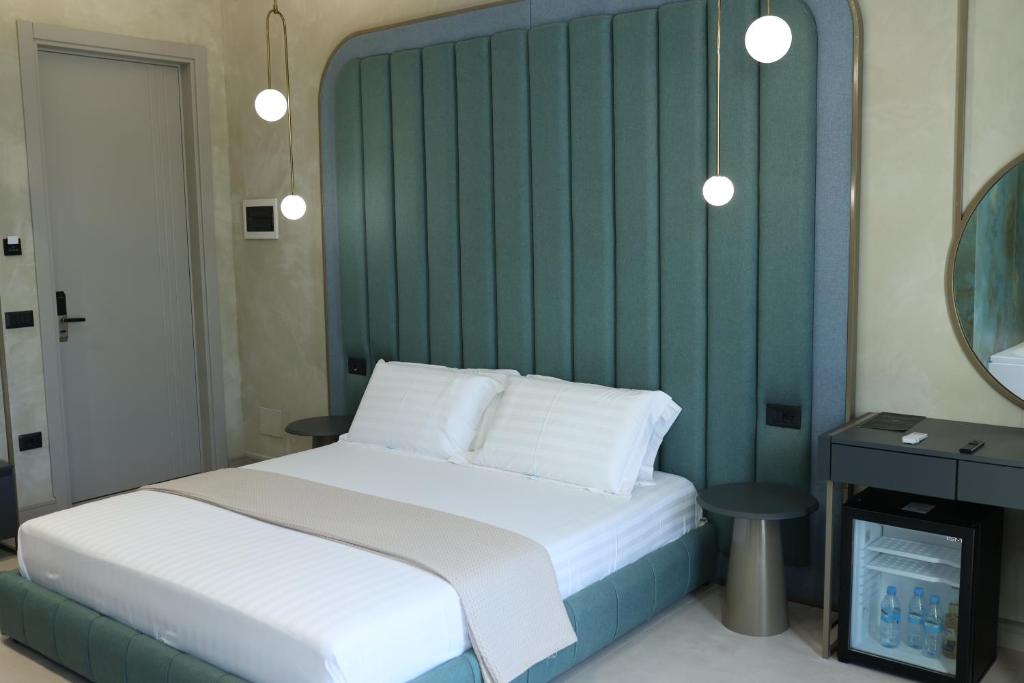Comfort Suites - Deluxe Doppelzimmer Mit Jacuzzi Und Poolblick