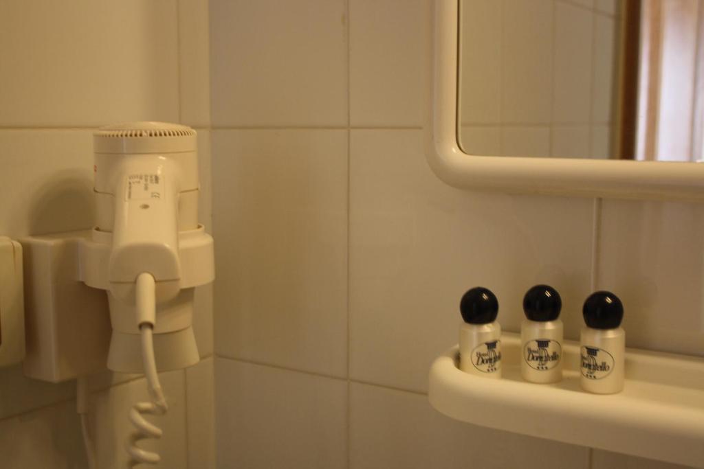 Koupelna v ubytování Hotel Donatello