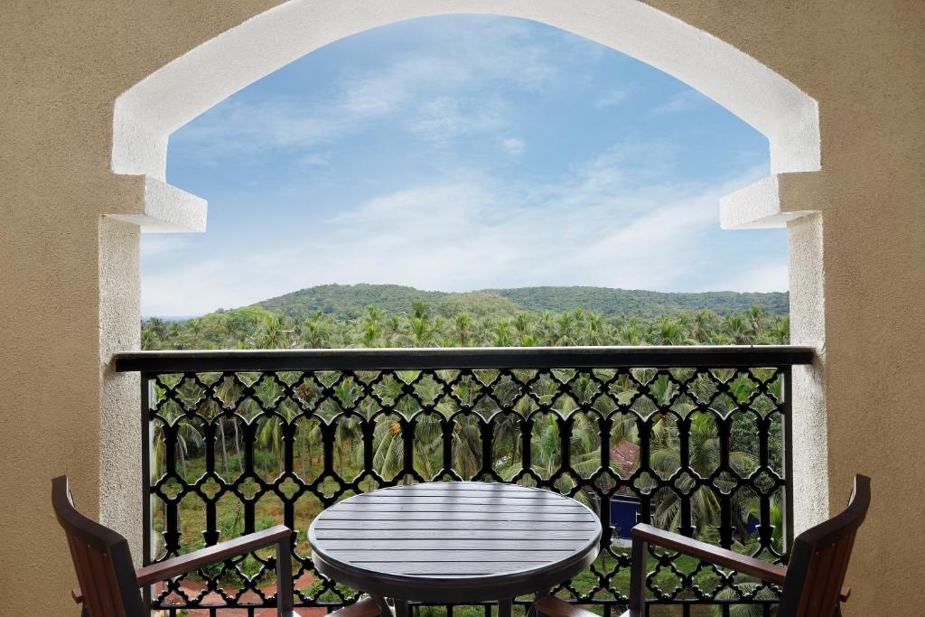 Un balcón o terraza en Fairfield by Marriott Goa Calangute