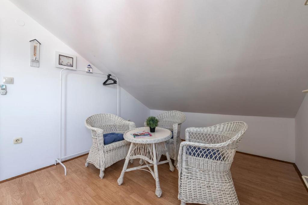 Posedenie v ubytovaní Apartment Soulmate