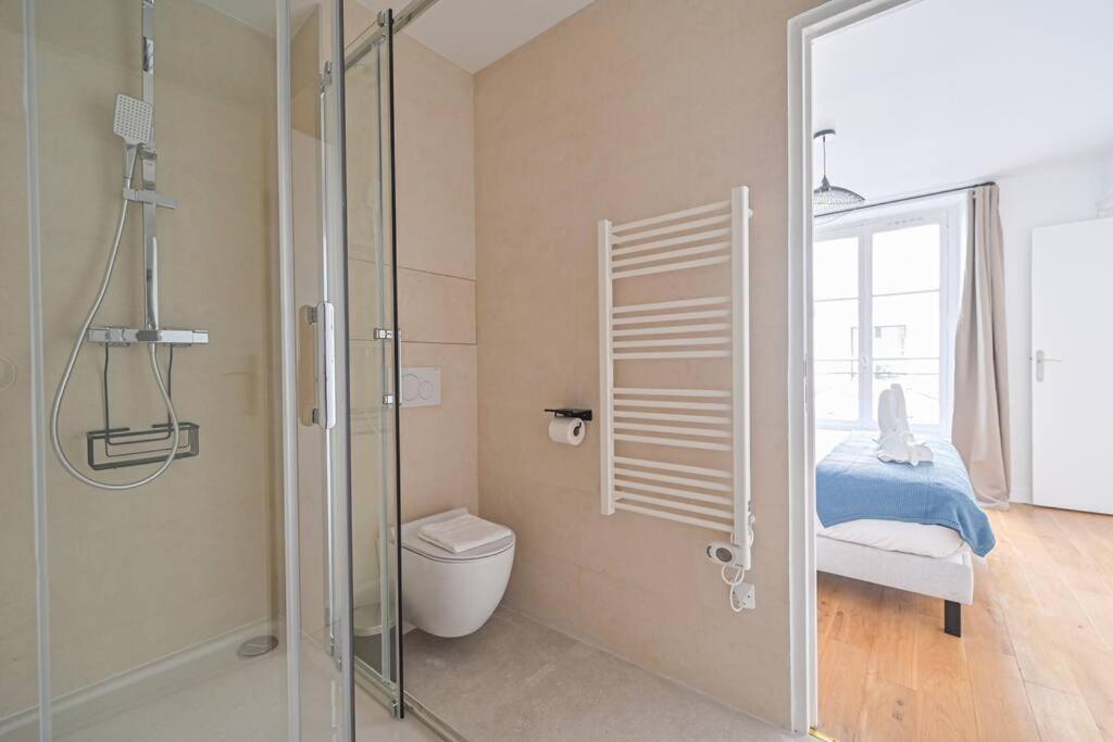 Kupatilo u objektu Appart 4pers#2 Bedrooms#Louvres#Palais Royal#Op&eacute;ra