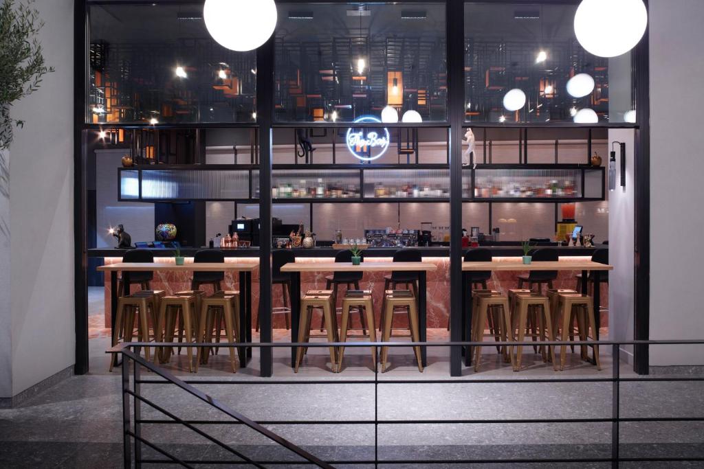 Moxy Athens City - Resim 38