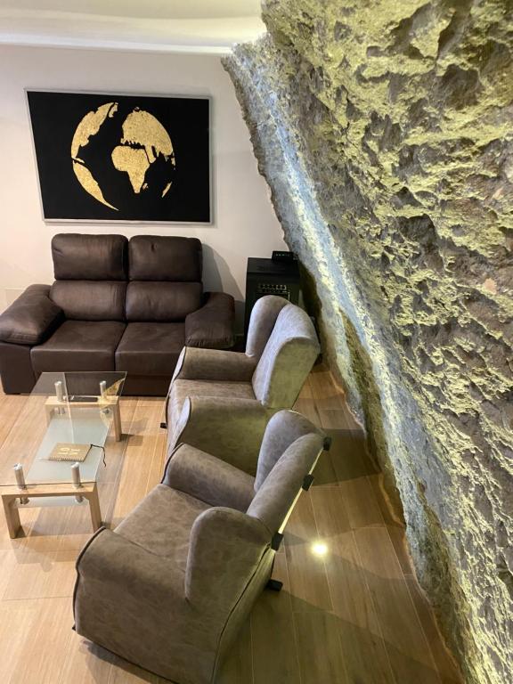 Posezení v ubytování Casa Cueva “El Refugio en la Cueva”