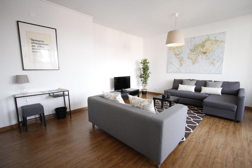 Lisbon Domus 74 by amcf - 19