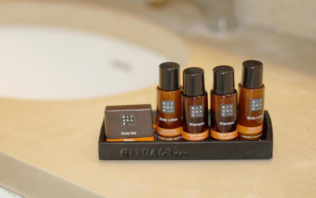 Lisbon Domus 74 by amcf - 5