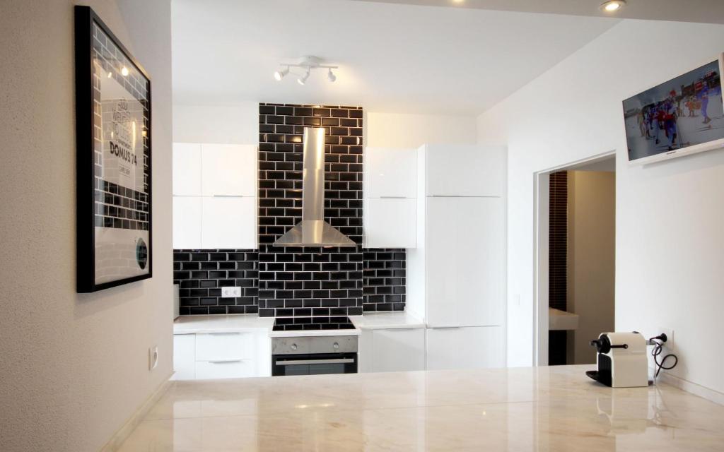 Lisbon Domus 74 by amcf - 18