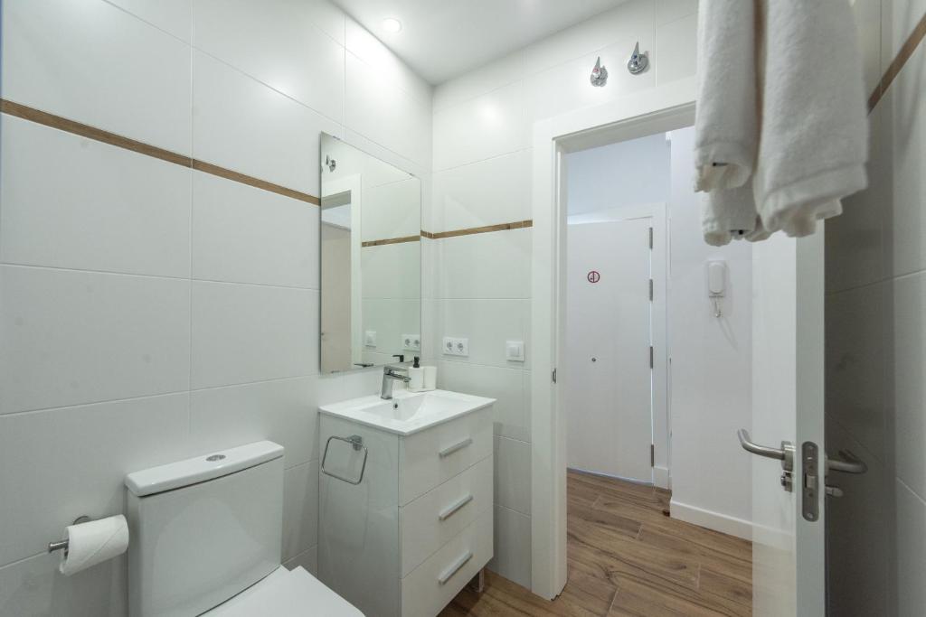 Apartamentos Santa María 15 - 2