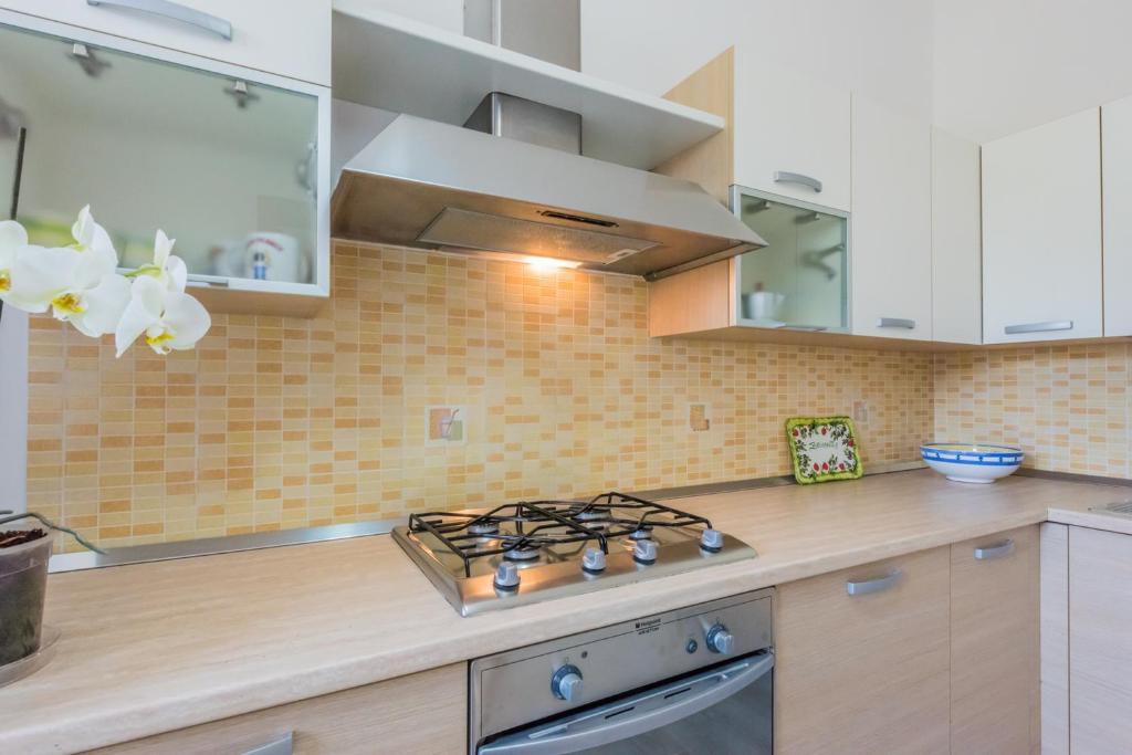 A kitchen or kitchenette at Mare Relax