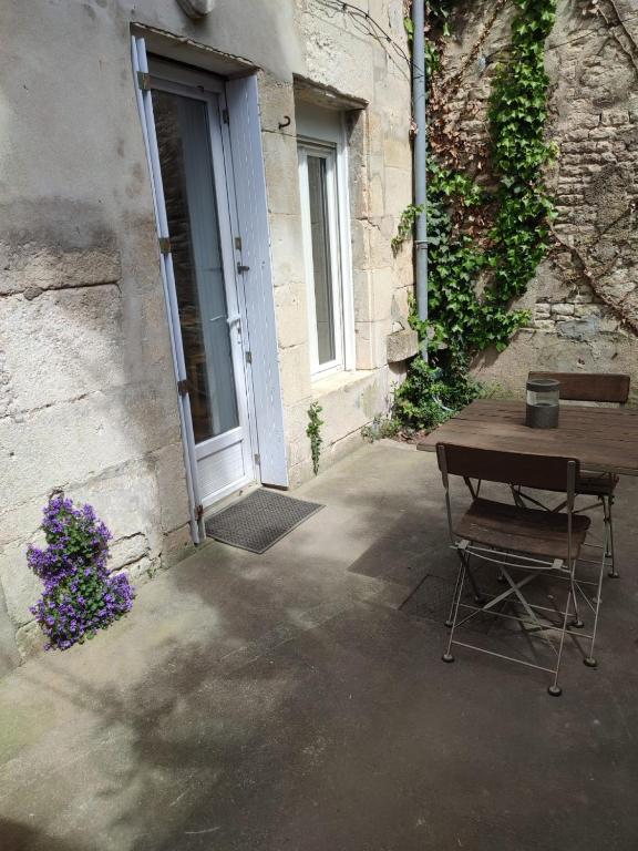 L'escale Niortaise - Centre-ville - 10mn Gare - WIFI - Netflix - 19