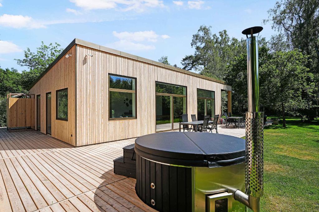Billede fra billedgalleriet på Newly Built Sustainable Wooden House In Idyllic Surroundings i Frederiksværk