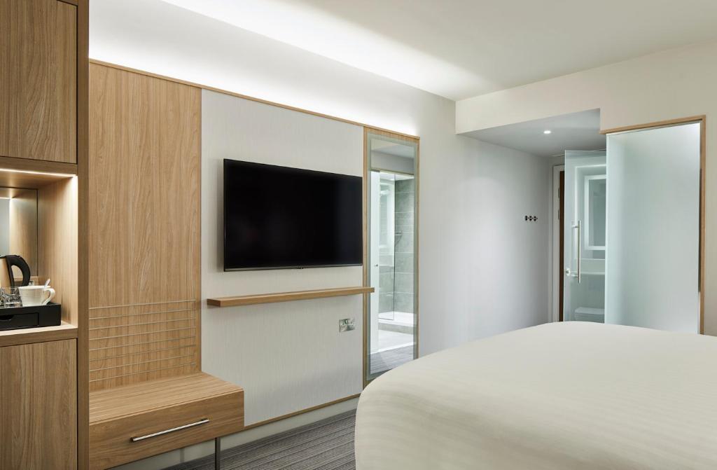 Courtyard by Marriott Stoke on Trent Staffordshire - Standard King Room