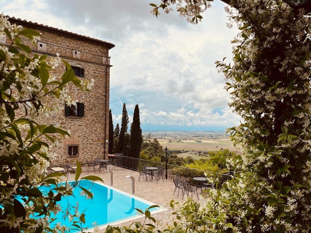 A view of the pool at Villa Schiatti or nearby