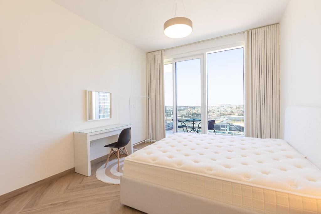 Fotografie z fotogalerie ubytování Lush 1BR in 1 Residences Dubai by GP Holiday Homes v Dubaji