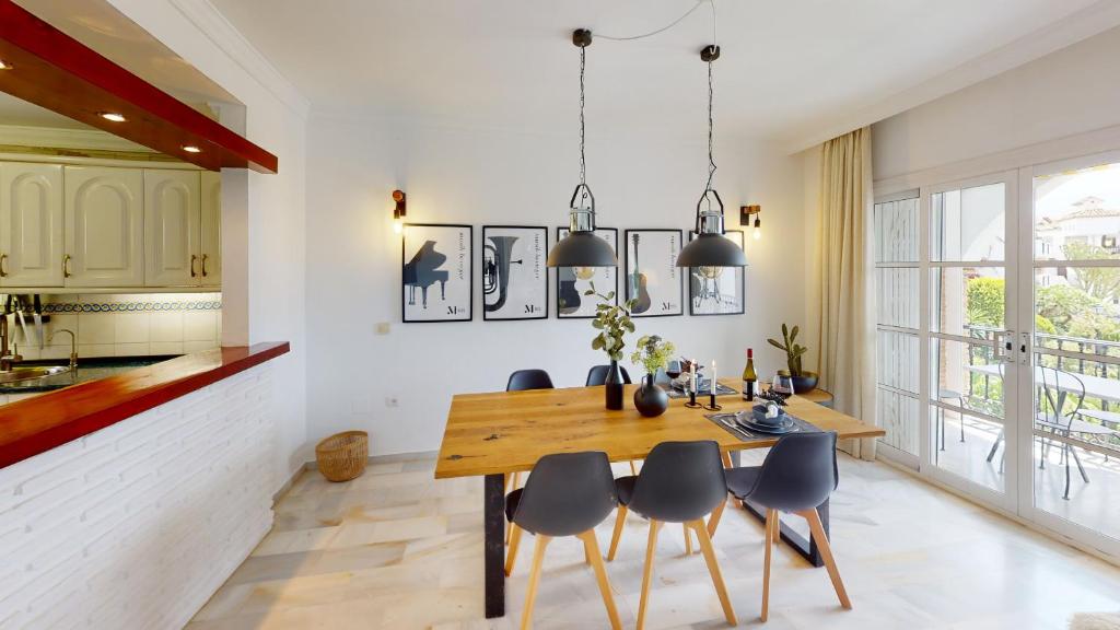 Kuchyňa alebo kuchynka v ubytovaní Vista Verde - Mijas Charming Duplex