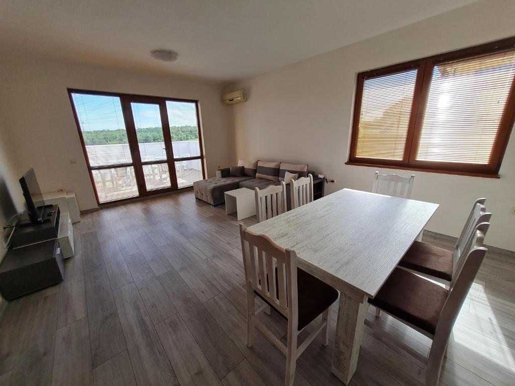 Oasis Beach Apartments Kamchia - Apartamento Superior