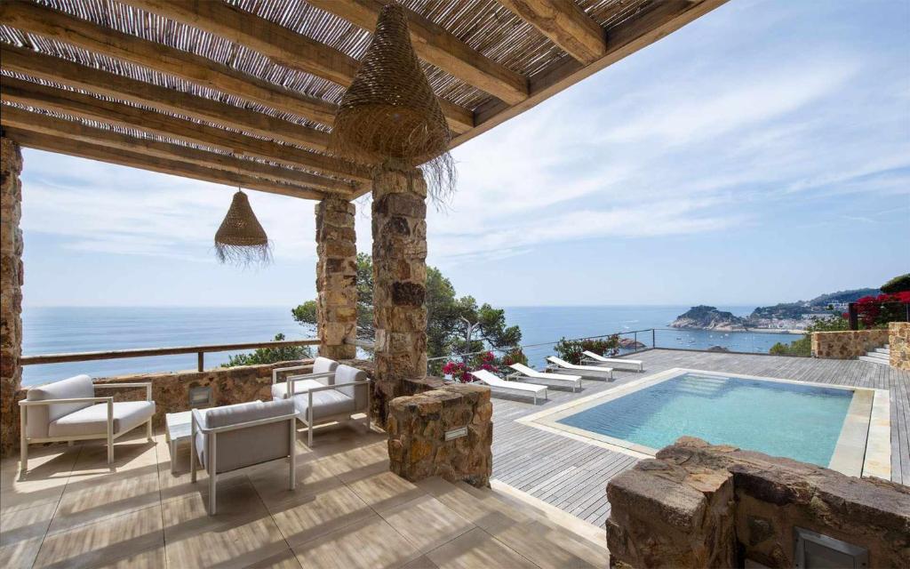 Swimmingpoolen hos eller tæt på Villa San Jaume Apostol Luxury