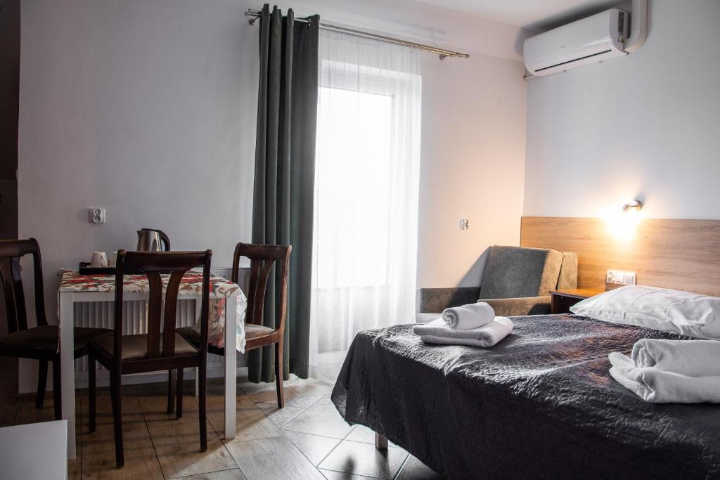 URychertow - Chambre Quadruple Avec Salle De Bain Privée