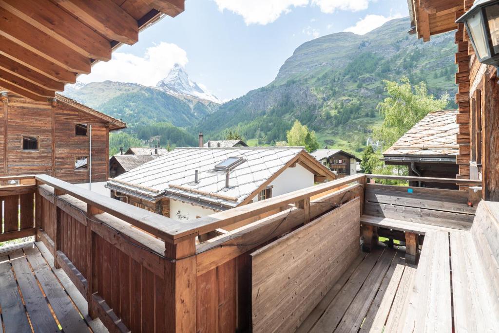 Nespecifikovaný výhled na hory nebo výhled na hory při pohledu z apartmánu