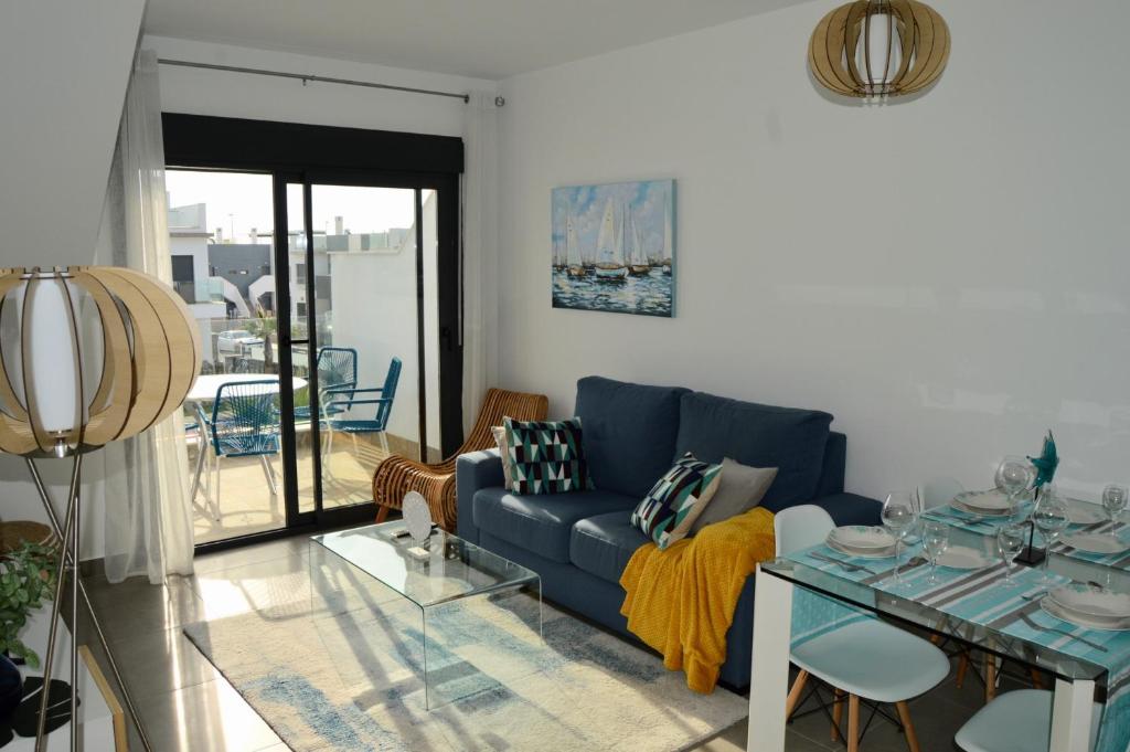 Posezení v ubytování Apt with Roof Terrace Pilar De La Horadada