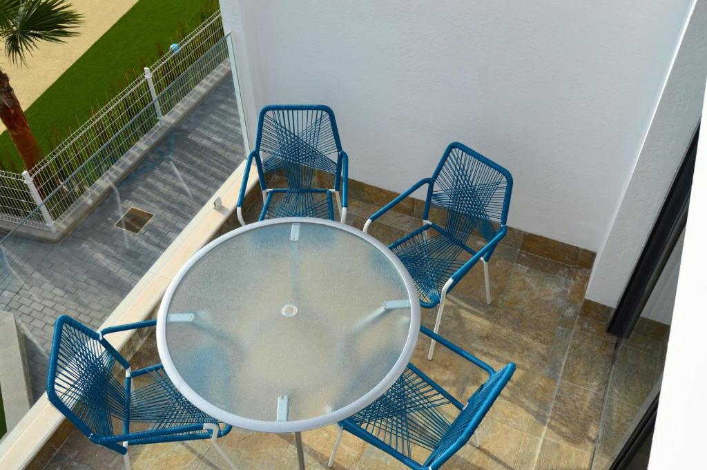Fotografie z fotogalerie ubytování Apt with Roof Terrace Pilar De La Horadada v destinaci Pilar de la Horadada