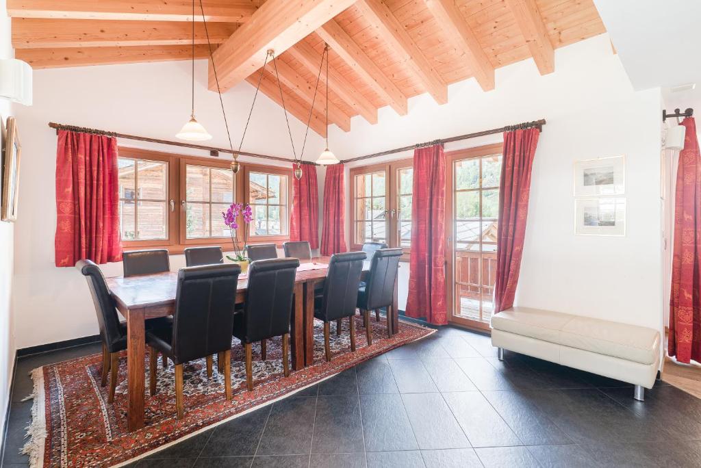 Posezení v ubytování Chalet Ulysse